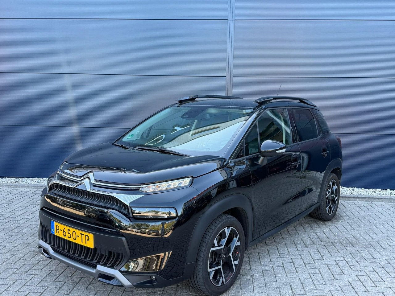 Citroën C3 Aircross 1.2 PureTech Shine Pack Business, Auto's, Gebruikt, 1199 cc, Zwart, Origineel Nederlands