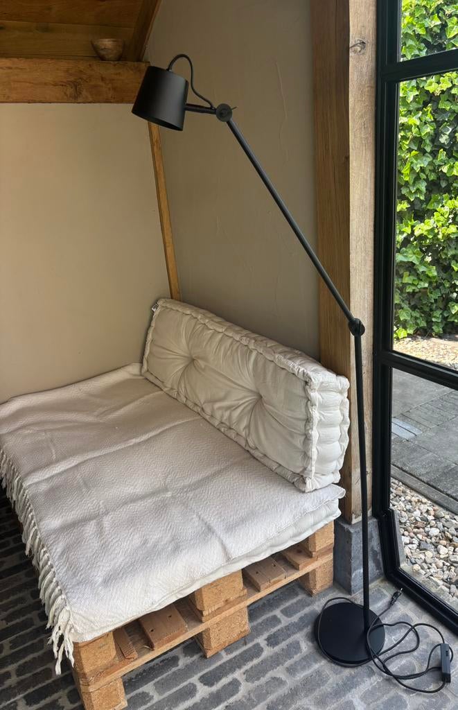 Staande zwarte lamp Karwei, Ophalen, Gebruikt, Metaal