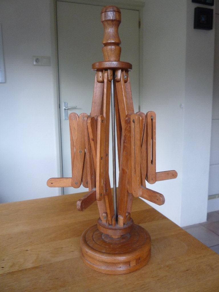 vintage wolwinder garenwinder, Ophalen of Verzenden, Gebruikt, Haken, Patroon of Boek