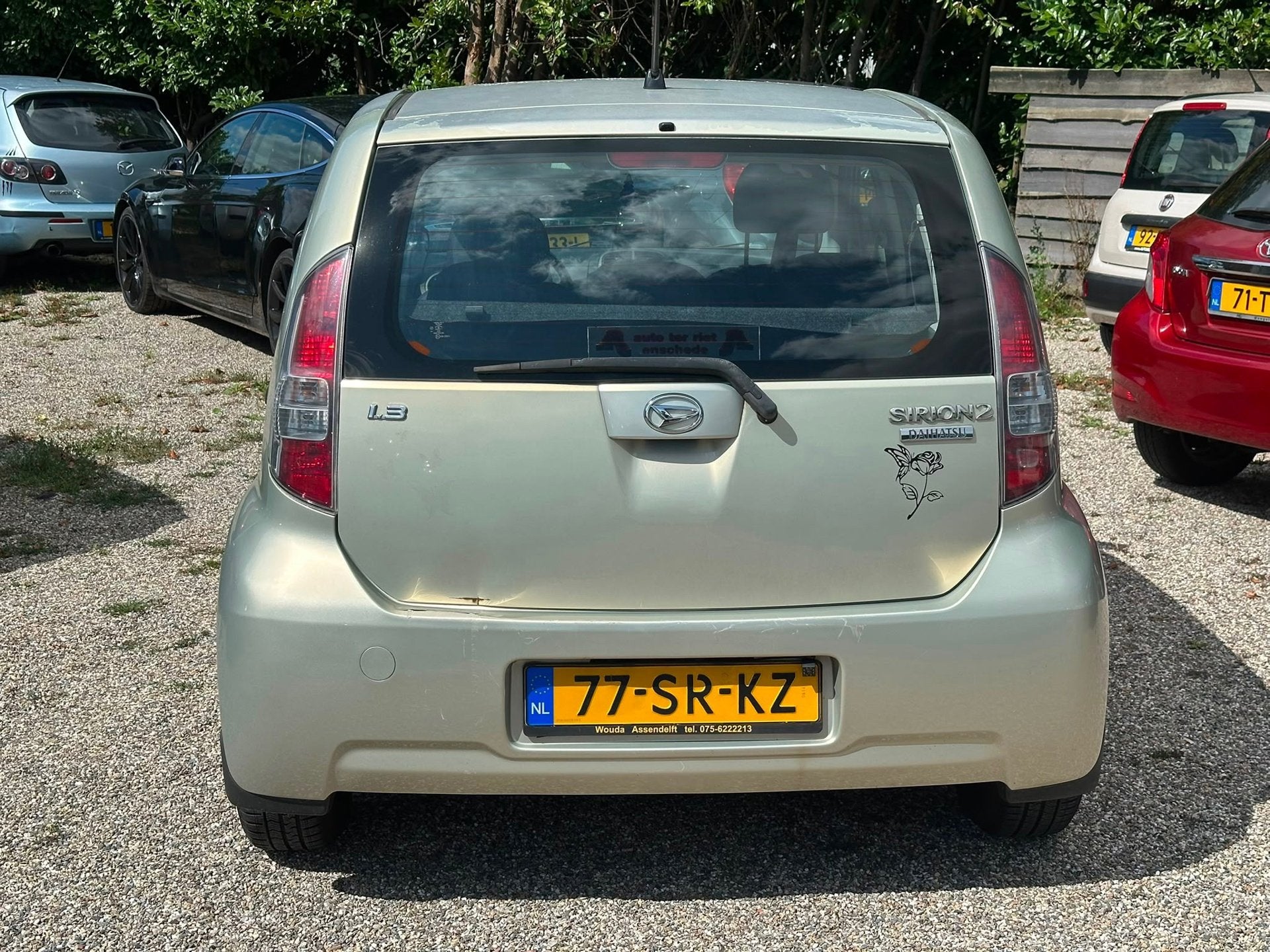 Daihatsu Sirion 2 1.3-16V Comfort Automaat Nieuwe Apk Motori, Auto's, Daihatsu, Gebruikt, 31 €/maand, 4 cilinders, Beige
