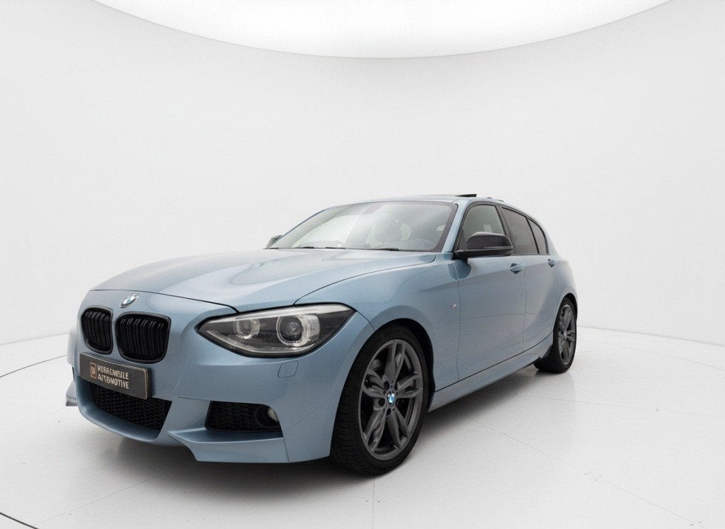Bmw 1-SERIE 120D M sport HIGH EXECUTIVE, PANO, AUT, STOELVW, Auto's, Euro 5, 4 cilinders, Blauw, Leder
