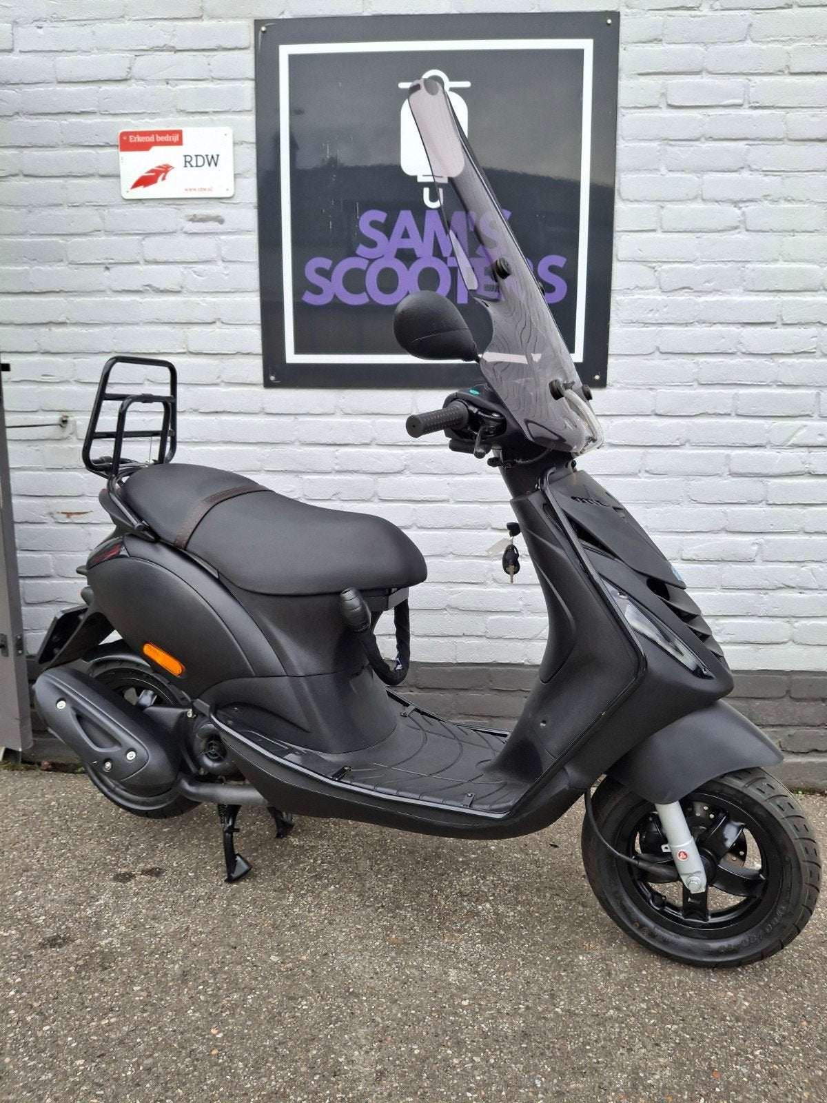 Piaggio Zip - 2022 - 4807KM - 6MND GARANTIE, Ophalen, Gebruikt, Overige modellen, Maximaal 45 km/u