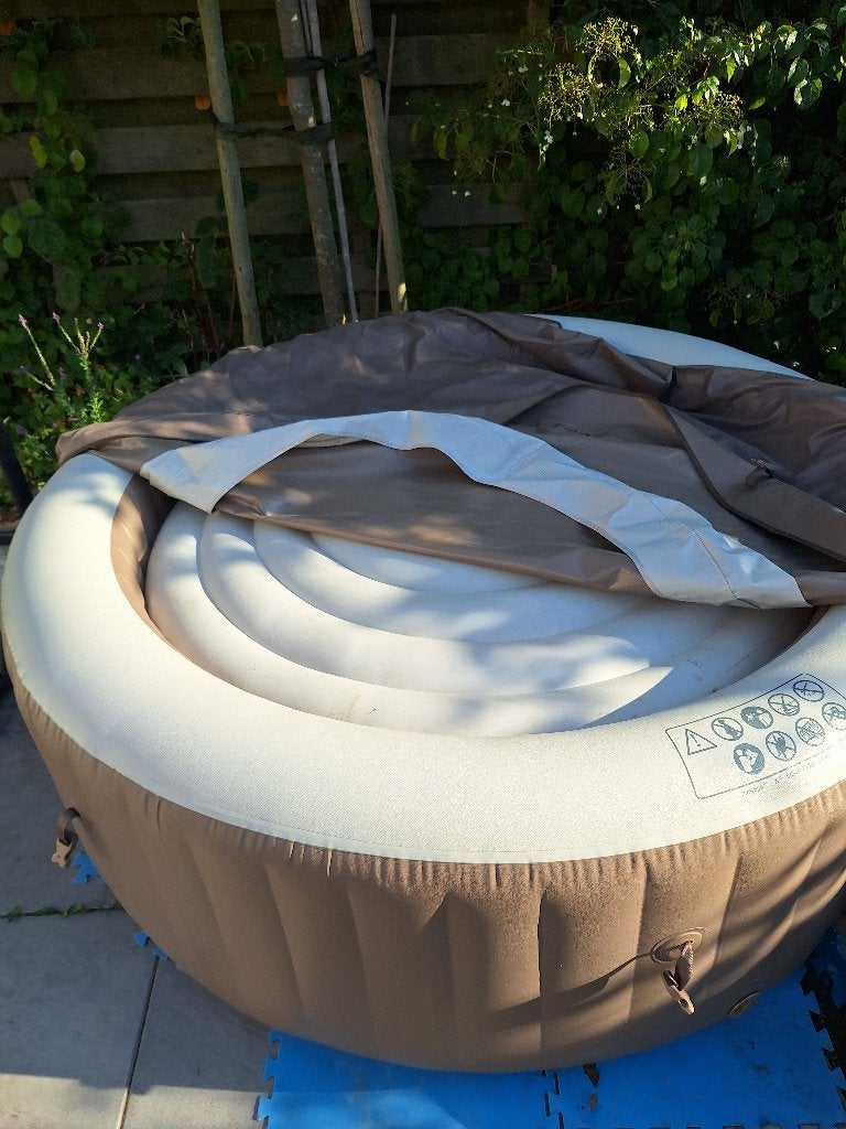 Jacuzzi intex, Ophalen, Zo goed als nieuw, Filter, Opblaasbaar