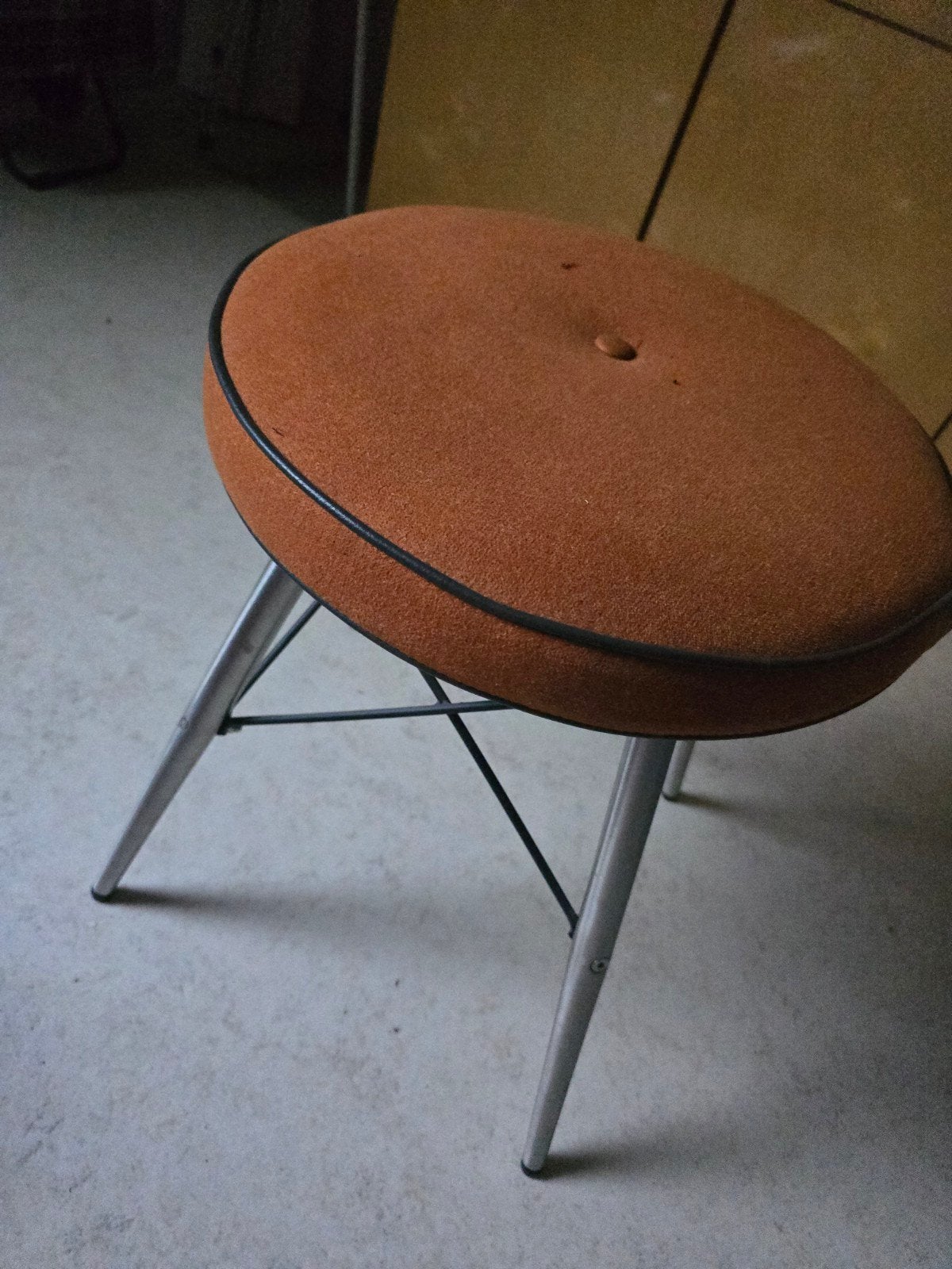 3x vintage oranje kruk van Xooon met metalen poten, Gebruikt, Overige kleuren, Vintage, Ophalen of Verzenden