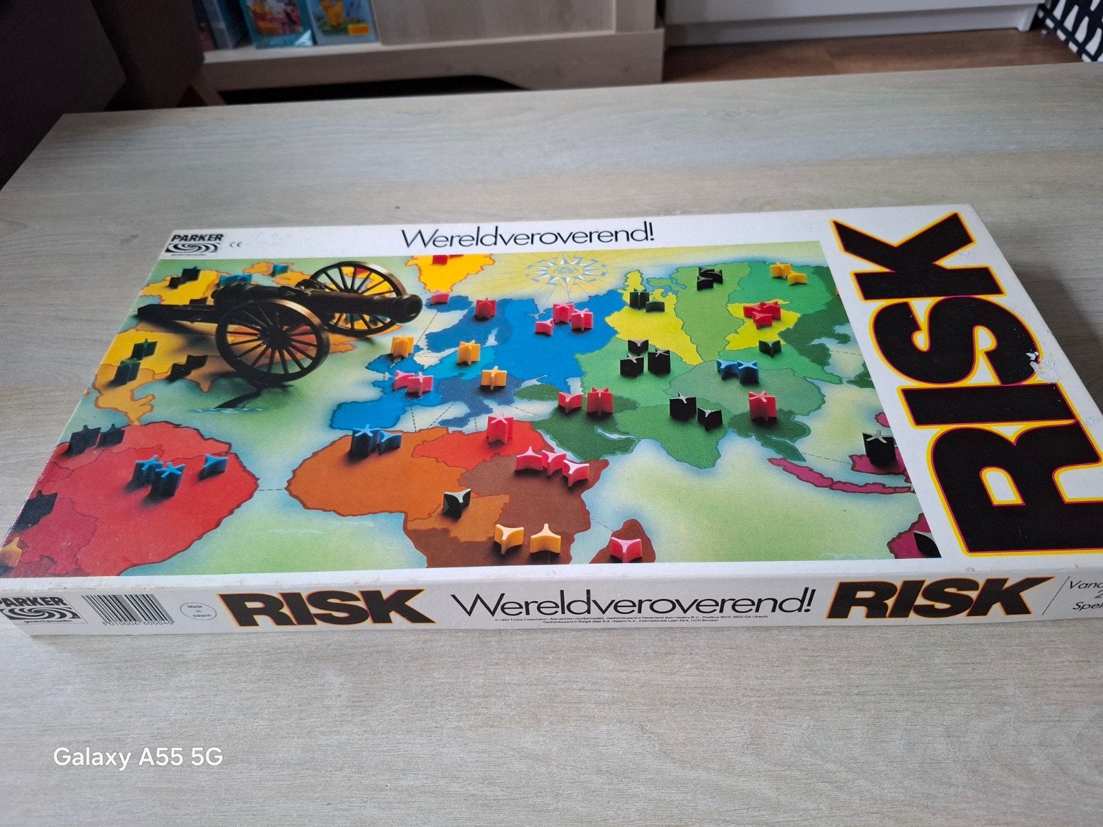 Risk Wereldveroverend! Bordspel - Klassieke Strategie, Parker, Gebruikt, Ophalen of Verzenden, Hasbro European Services, 4 The Square, Stockley Park, Uxbridge, Middlesex, UB11 1ET, UK