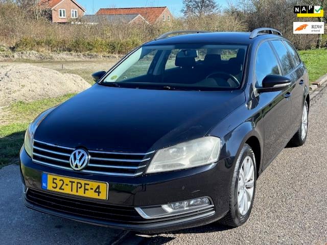 Volkswagen Passat Variant 1.6 TDI Trendline BlueMotion ECC A, Voorwielaandrijving, Euro 5, Stof, Gebruikt