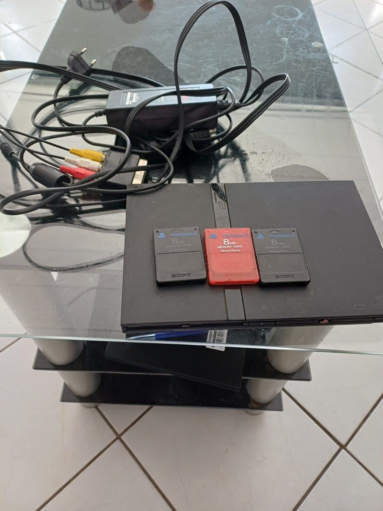 PlayStation 2, memory card 16mb, 2 spelers, Ophalen of Verzenden, Gebruikt, Vanaf 3 jaar