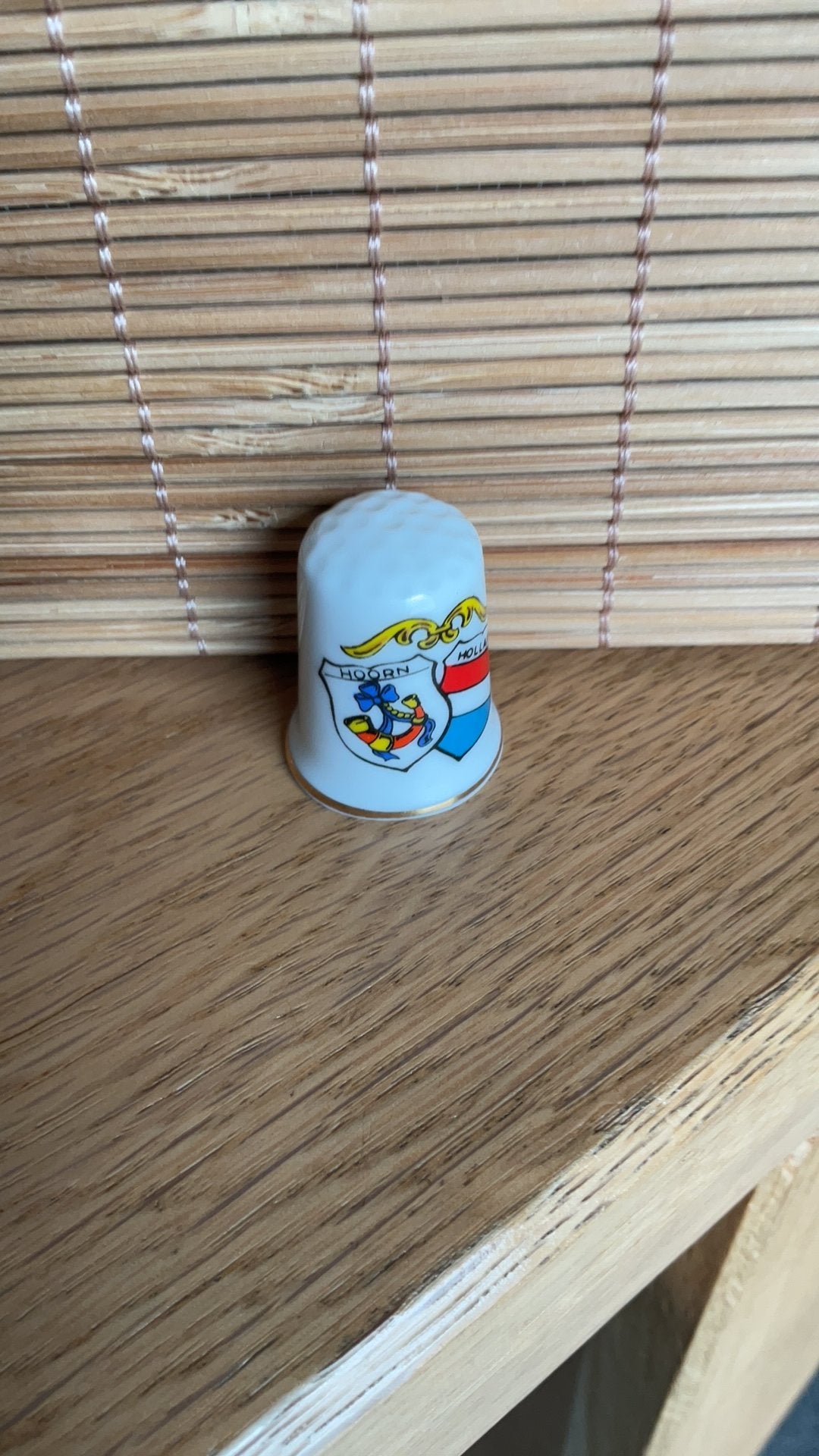 Hoorn vingerhoed vingerhoedje vingerhoedjes vingerhoeden, Ophalen of Verzenden, Nieuw, Porselein, Nederland