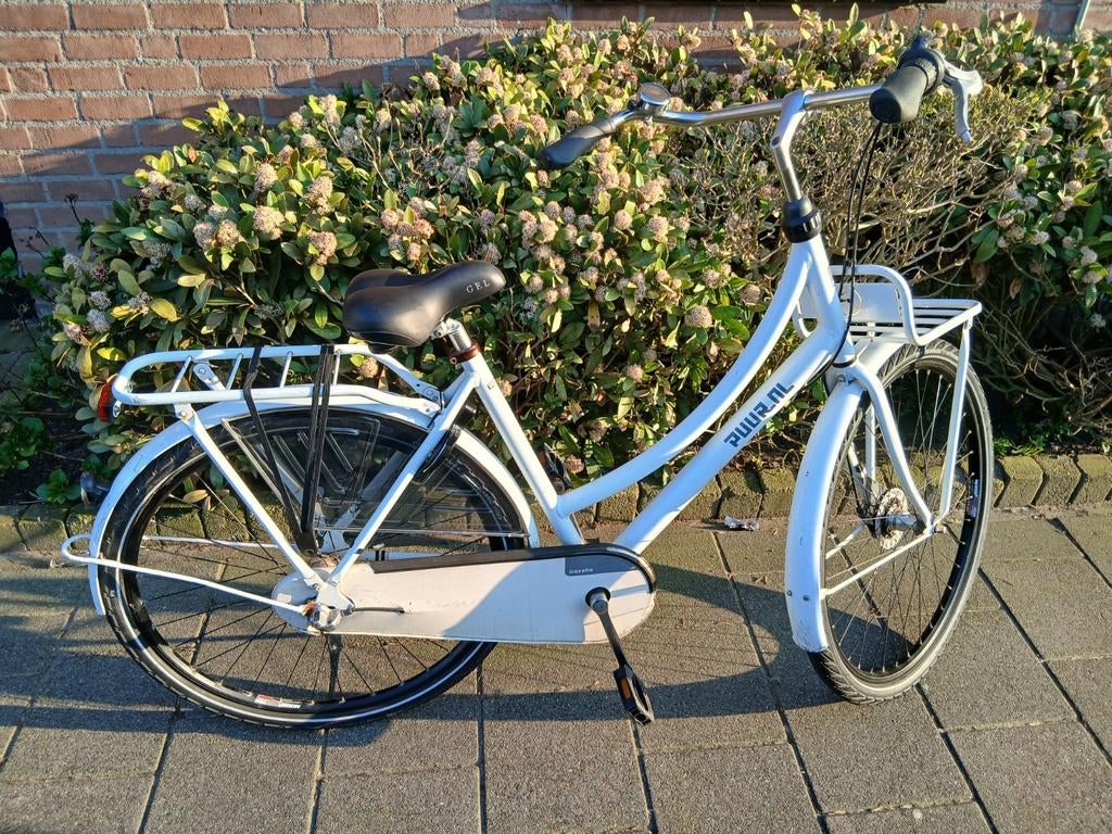 Gazelle Puur nl 28 inch frame 54 cm 
3 versnellingen 
Terug, 53 tot 56 cm, Ophalen of Verzenden, Zo goed als nieuw, Versnellingen