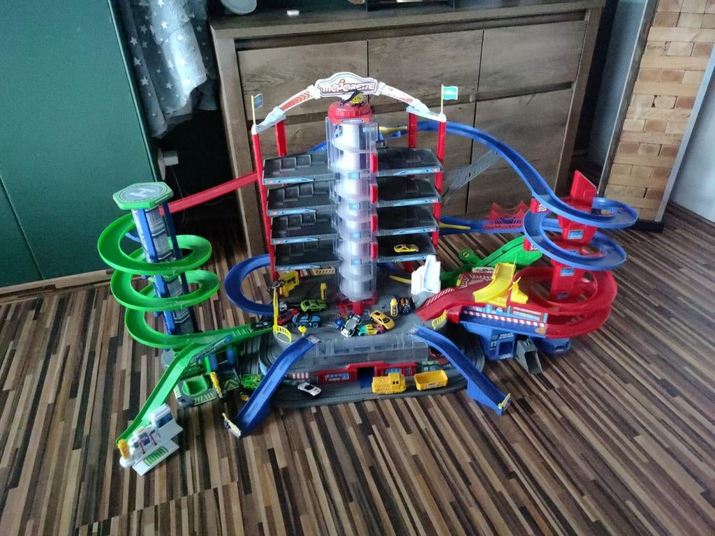 Majorette Super City Parkeergarage - Groot en Uitgebreid, Ophalen