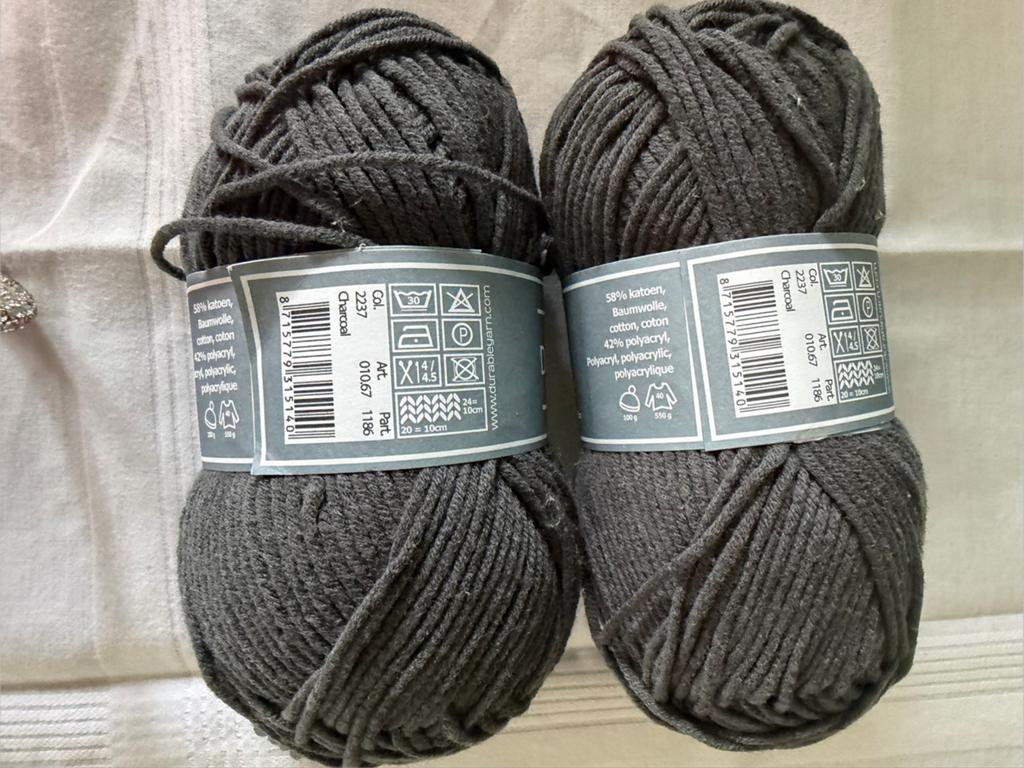 2 bollen Durable Cosy Fine garen - Antraciet, Ophalen of Verzenden, Nieuw, Breien of Haken, Wol of Garen
