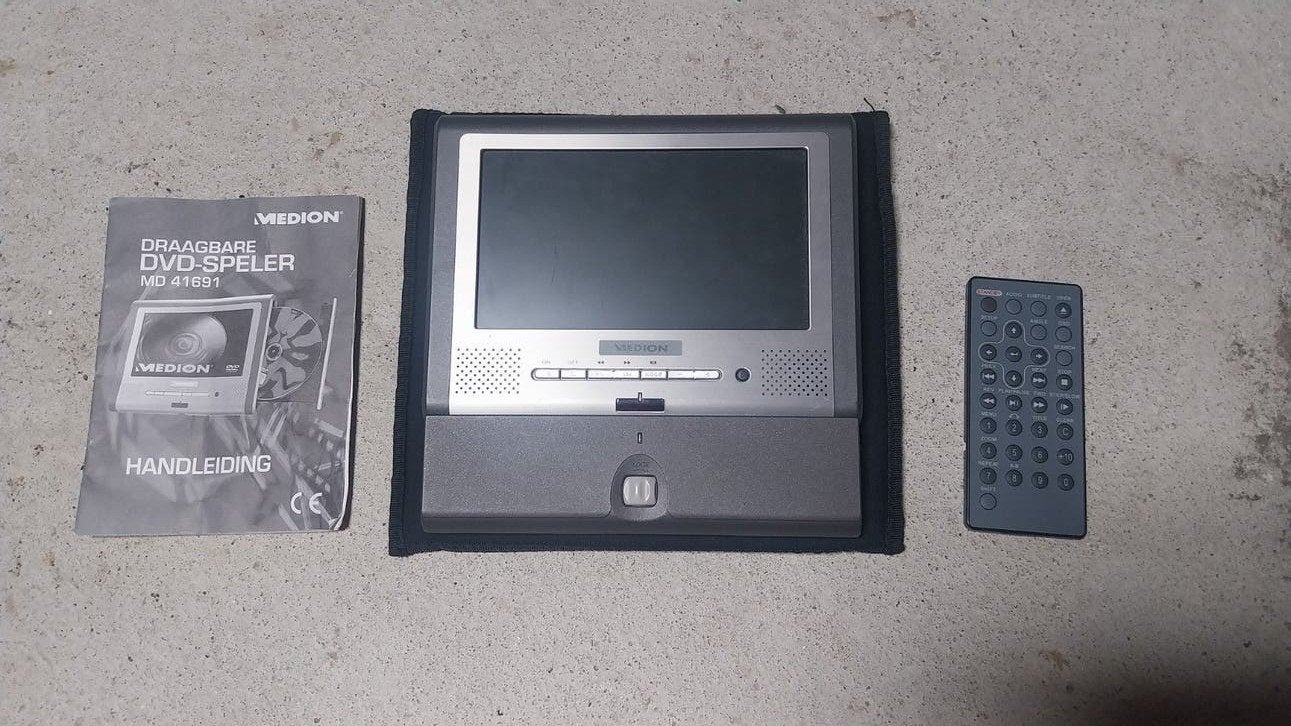 Medion Draagbare DVD-speler MD 41691 met afstandsbediening, Ophalen of Verzenden, Gebruikt, Dvd-speler, Draagbaar