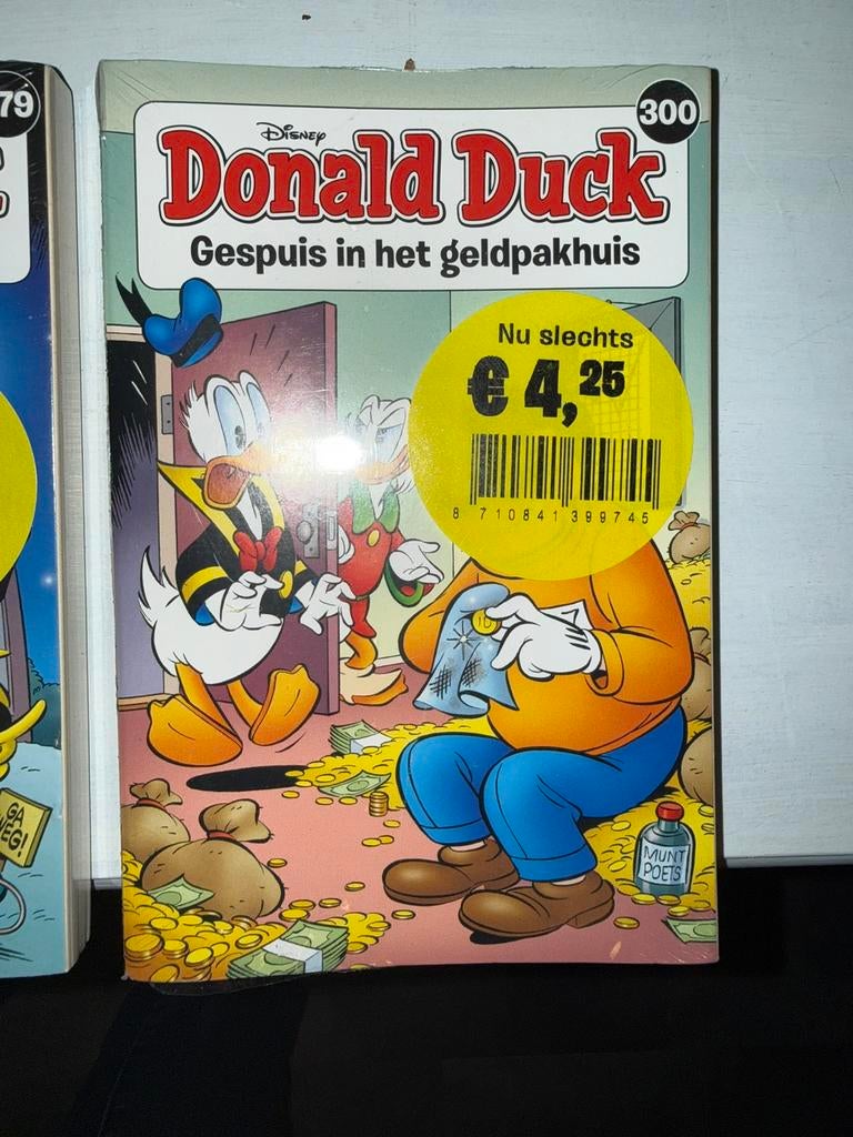 Donald duck pocket 279 en 300 nieuw in plastic, Boeken, Strips | Comics, Meerdere comics, Ophalen of Verzenden, Zo goed als nieuw