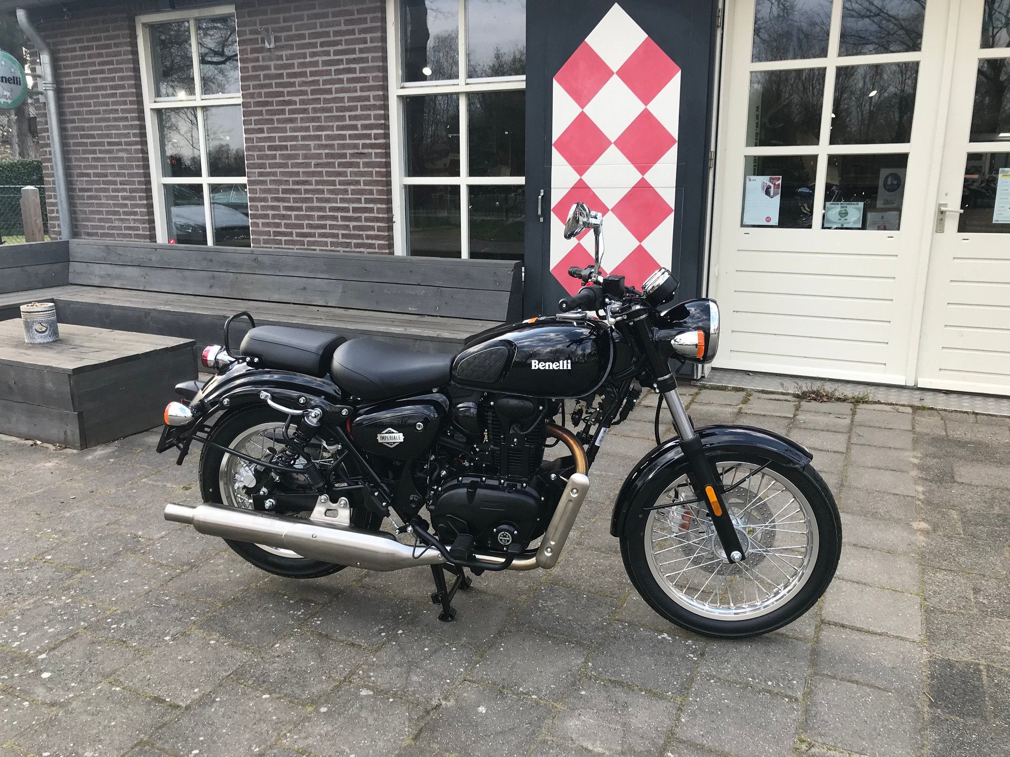 Benelli IMPERIALE 400 ABS A2 (bj 2026), Motoren, Motoren | Benelli, Bedrijf, Naked bike