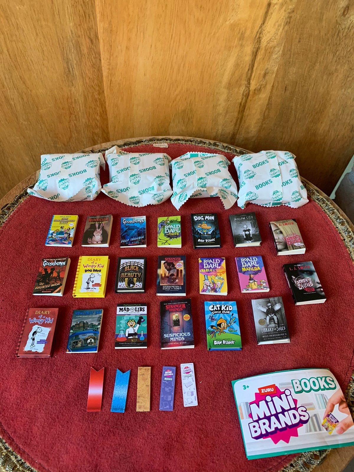 Mini Brands Books, Verzamelen, Verzenden, Nieuw