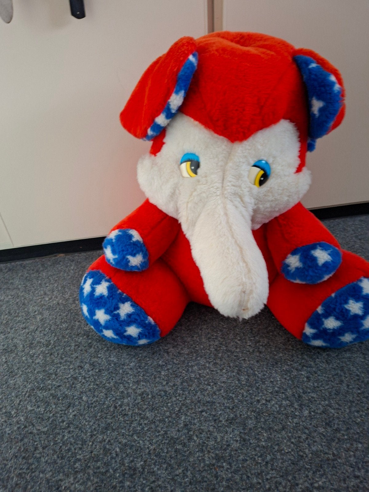Grote rode olifant knuffel met sterrenpatroon, Ophalen, Gebruikt, Overige merken, Overige karakters