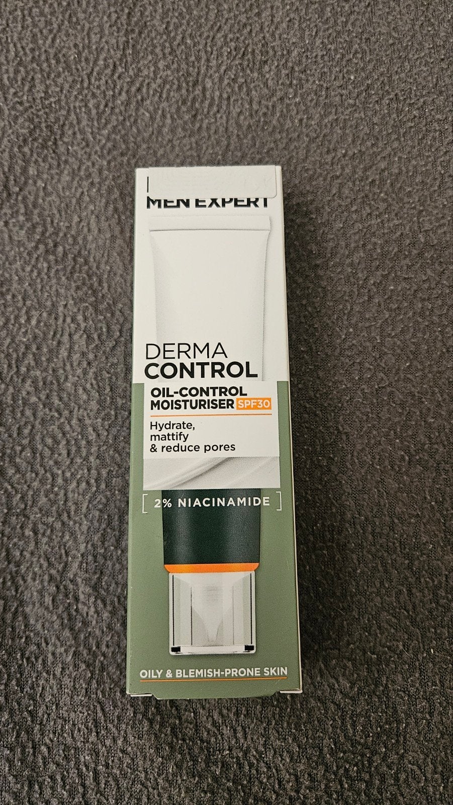 L'Oréal Men Derma Control Oil-Control Moisturiser SPF3, Ophalen of Verzenden, Nieuw, Gehele gezicht, Verzorging