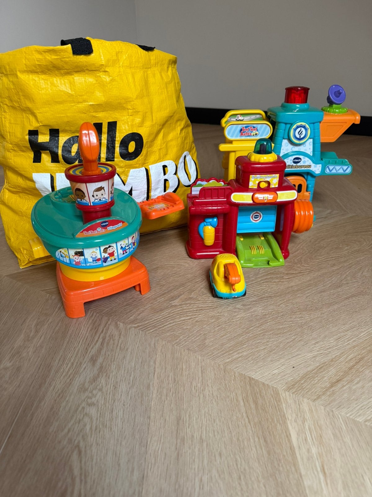 Vtech toet toet auto’s, Ophalen, Zo goed als nieuw, 2 tot 4 jaar
