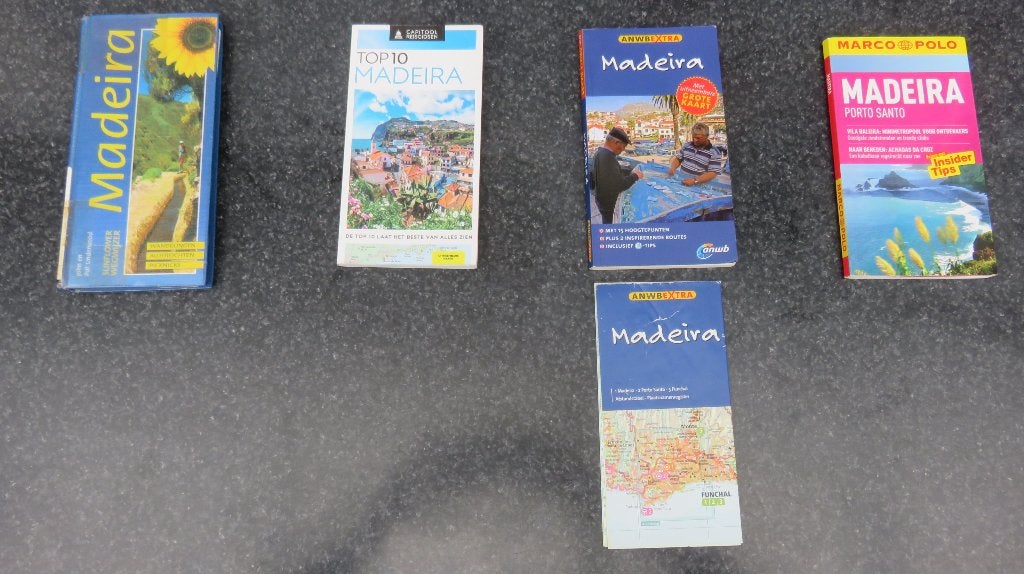4 Reisgidsen Madeira, ANWB, Capitool, Sunflower, Marco Polo, Overige merken, Europa, Ophalen of Verzenden, Zo goed als nieuw