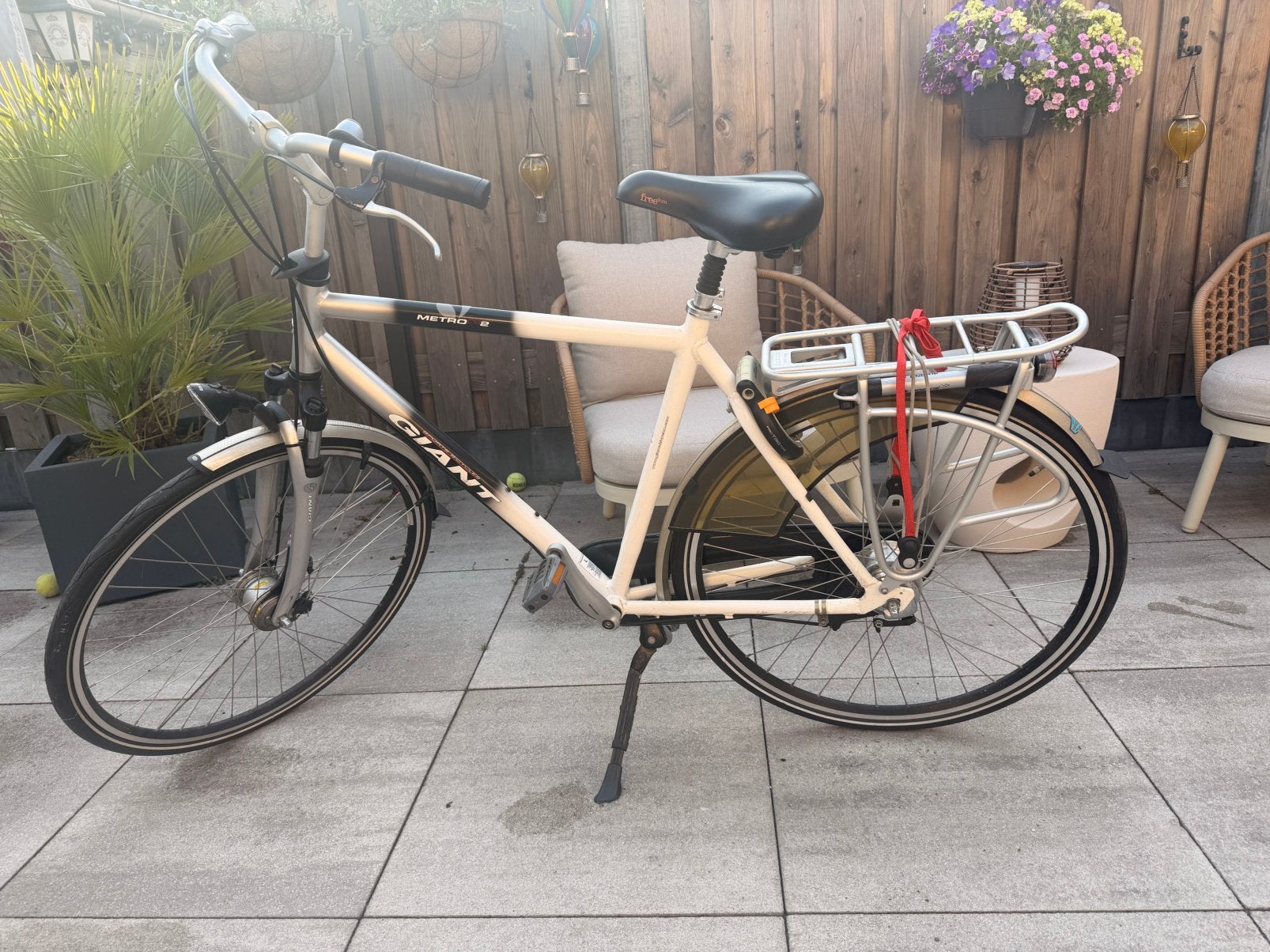 Giant metro CS2 herenfiets met 7 versnellingen zwart wit, Ophalen, Zo goed als nieuw, Giant, Versnellingen