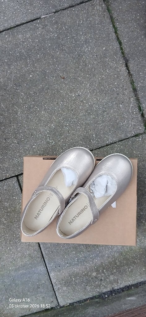 Naturino ballerina goud mt 25, Meisje, Schoenen, Nieuw, Ophalen of Verzenden