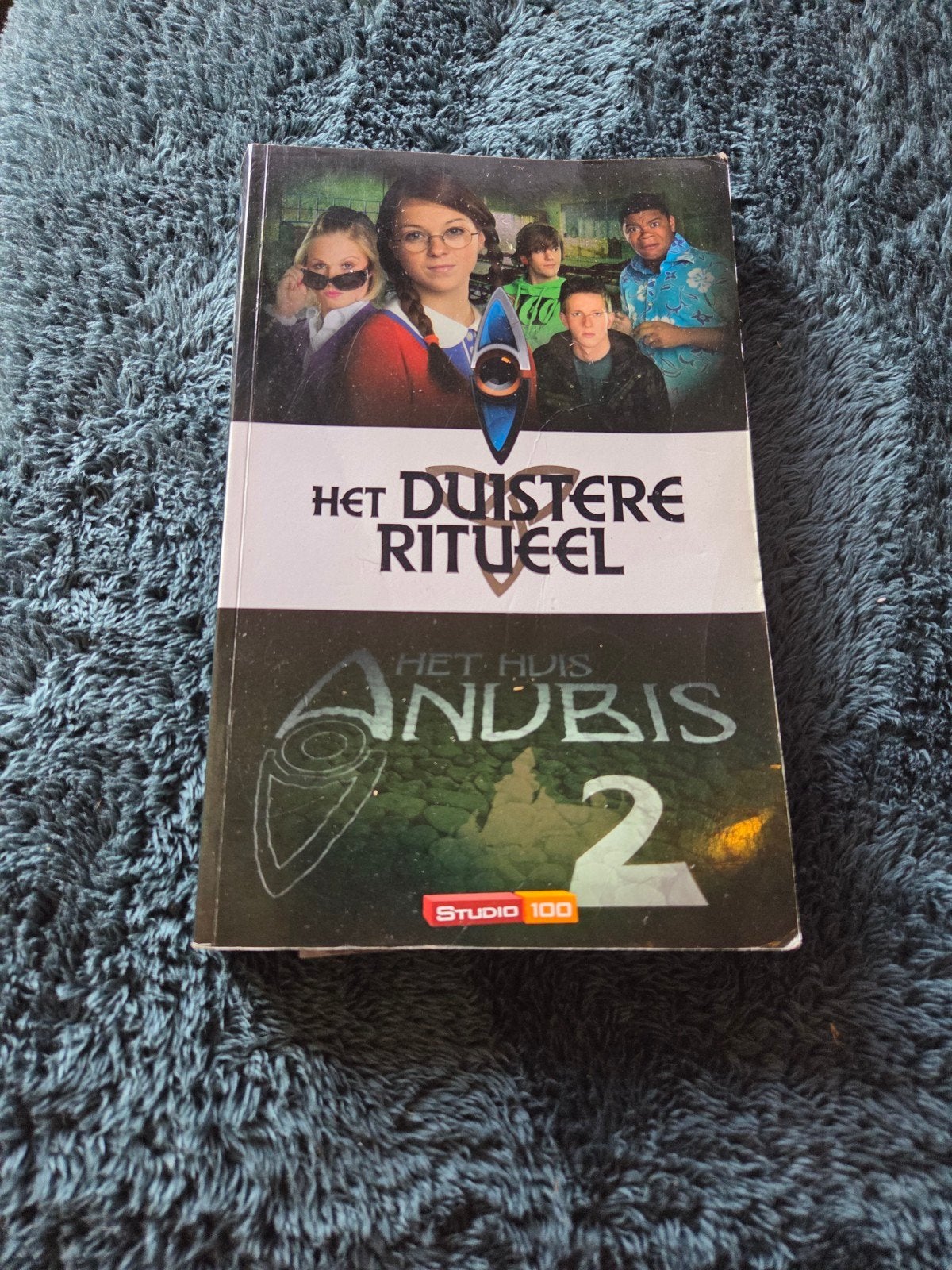 Het Huis Anubis 2: Het Duistere Ritueel - Gelezen Paperback, Ophalen of Verzenden, Gelezen, Studio 100, Fictie