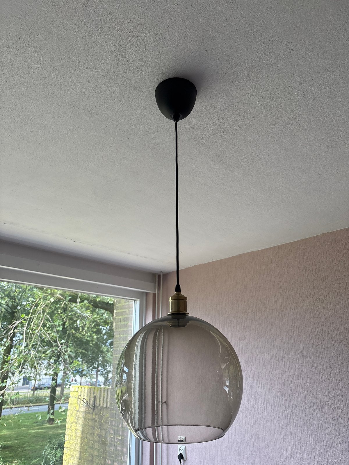 hanglamp met glazen bol, Huis en Inrichting, Ophalen, Zo goed als nieuw, Glas, E27 (groot)