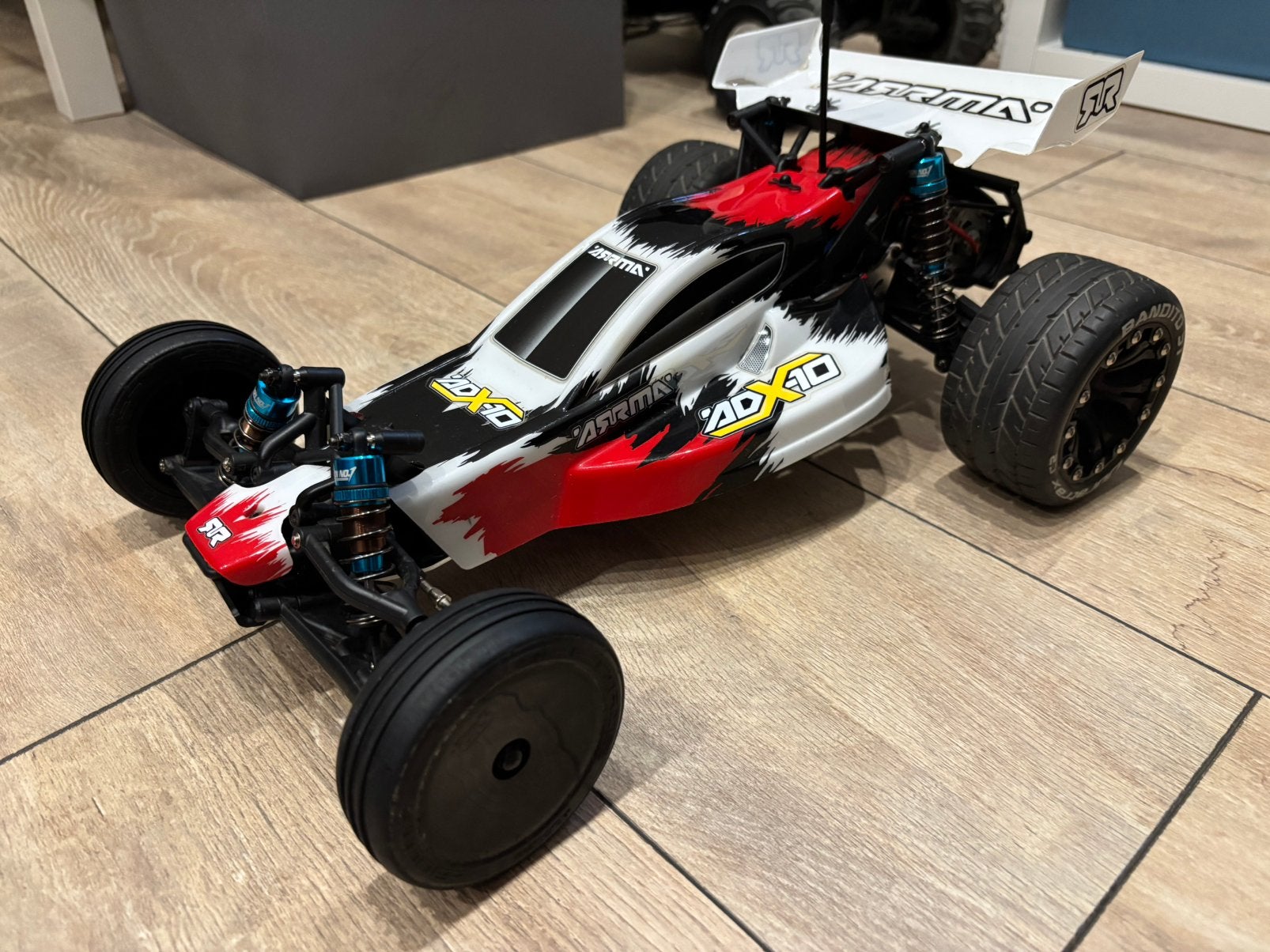 Arrma ADX-10 Buggy in goede staat, Ophalen of Verzenden, Zo goed als nieuw, Overige schalen, Auto offroad