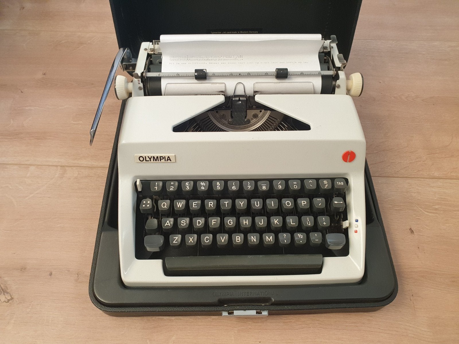 Olympia SM8/SM9 Typemachine, Diversen, Ophalen, Zo goed als nieuw