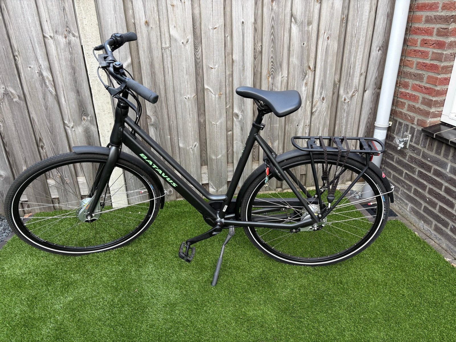 Batavus Fonk 7 Stadsfiets - Zo goed als nieuw, Fietsen en Brommers, Fietsen | Dames | Damesfietsen, Ophalen, Terugtraprem, Versnellingen
