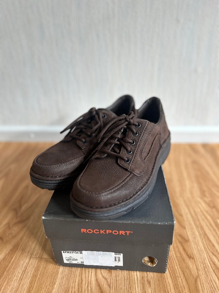 Bruine veterschoen maat 40 - NIEUW, Bruin, Nieuw, Ophalen of Verzenden, Rockport