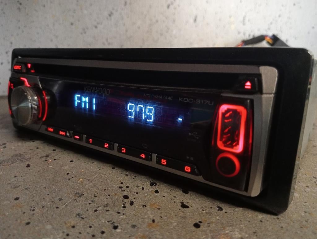 Kenwood KDC-317U  CD/MP3/WMA/AA, Auto diversen, Autoradio's, Ophalen of Verzenden, Gebruikt