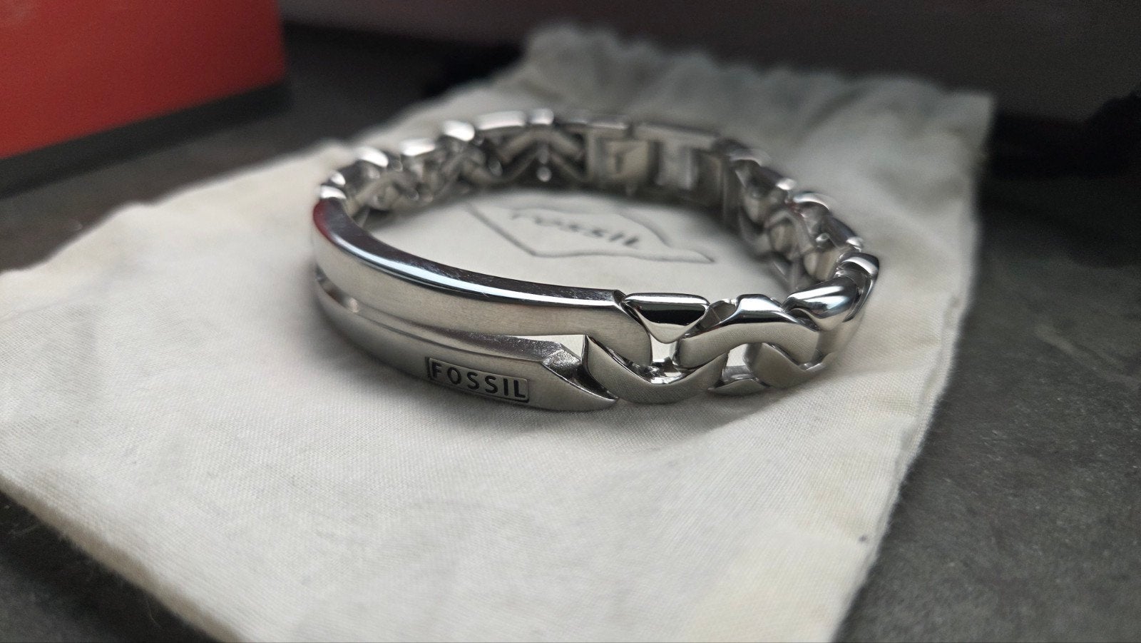 Fossil armband met doosje en zakje, Ophalen, Nieuw, Zilver, Staal