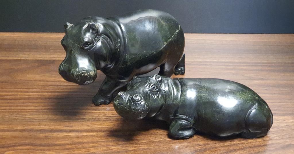 Natuursteen beelden Nijlpaard/hippo's net echt bijna 2 kilo, Verzenden, Mineraal