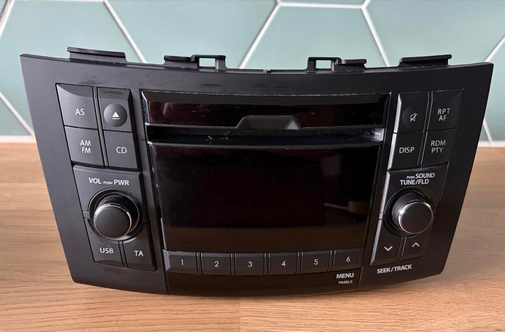 Autoradio Suzuki Swift, Auto diversen, Autoradio's, Ophalen of Verzenden, Gebruikt