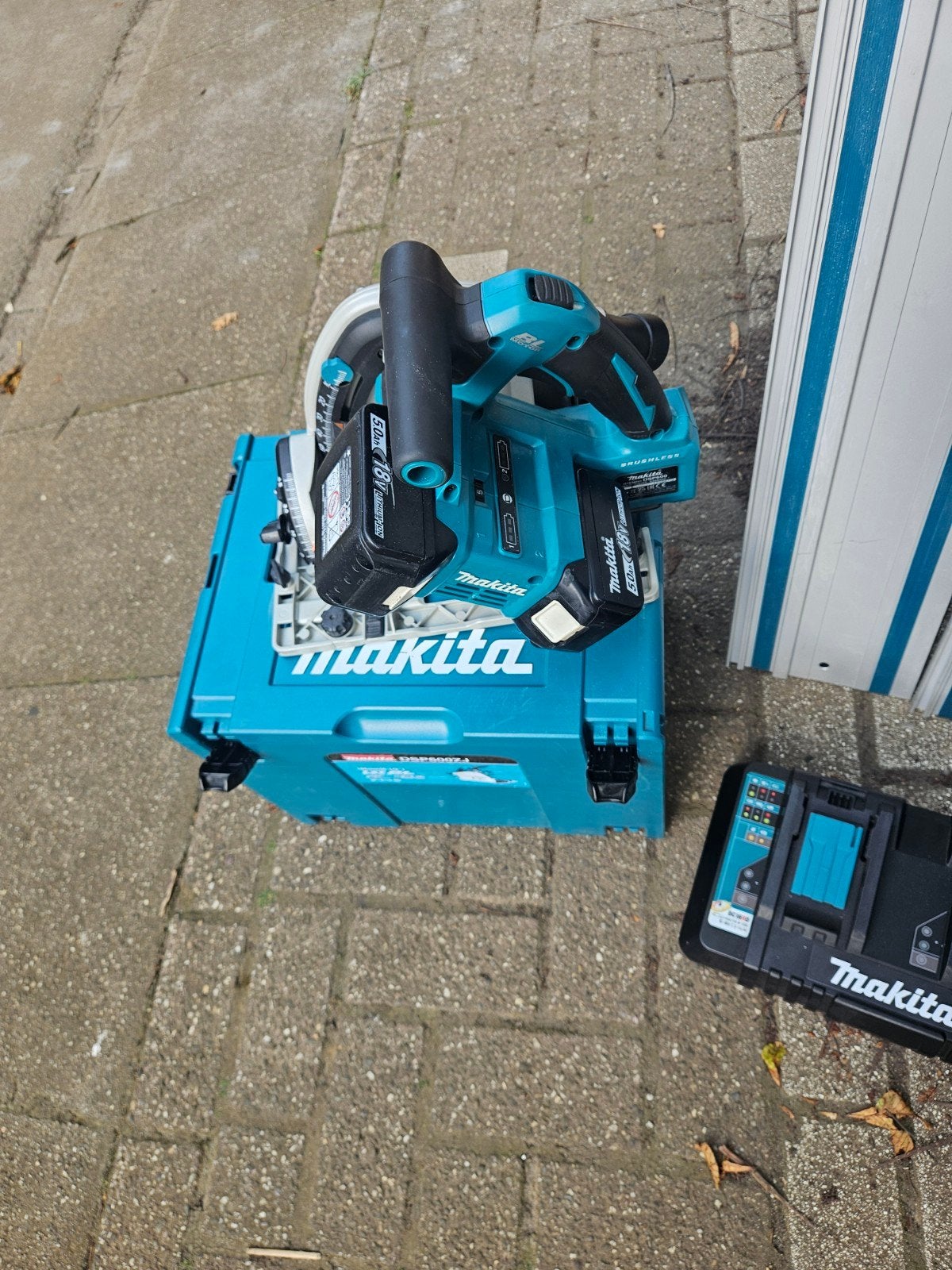 Makita invalzag DSP600ZJ, Ophalen of Verzenden, Zo goed als nieuw, Boor- en Schroefmachine