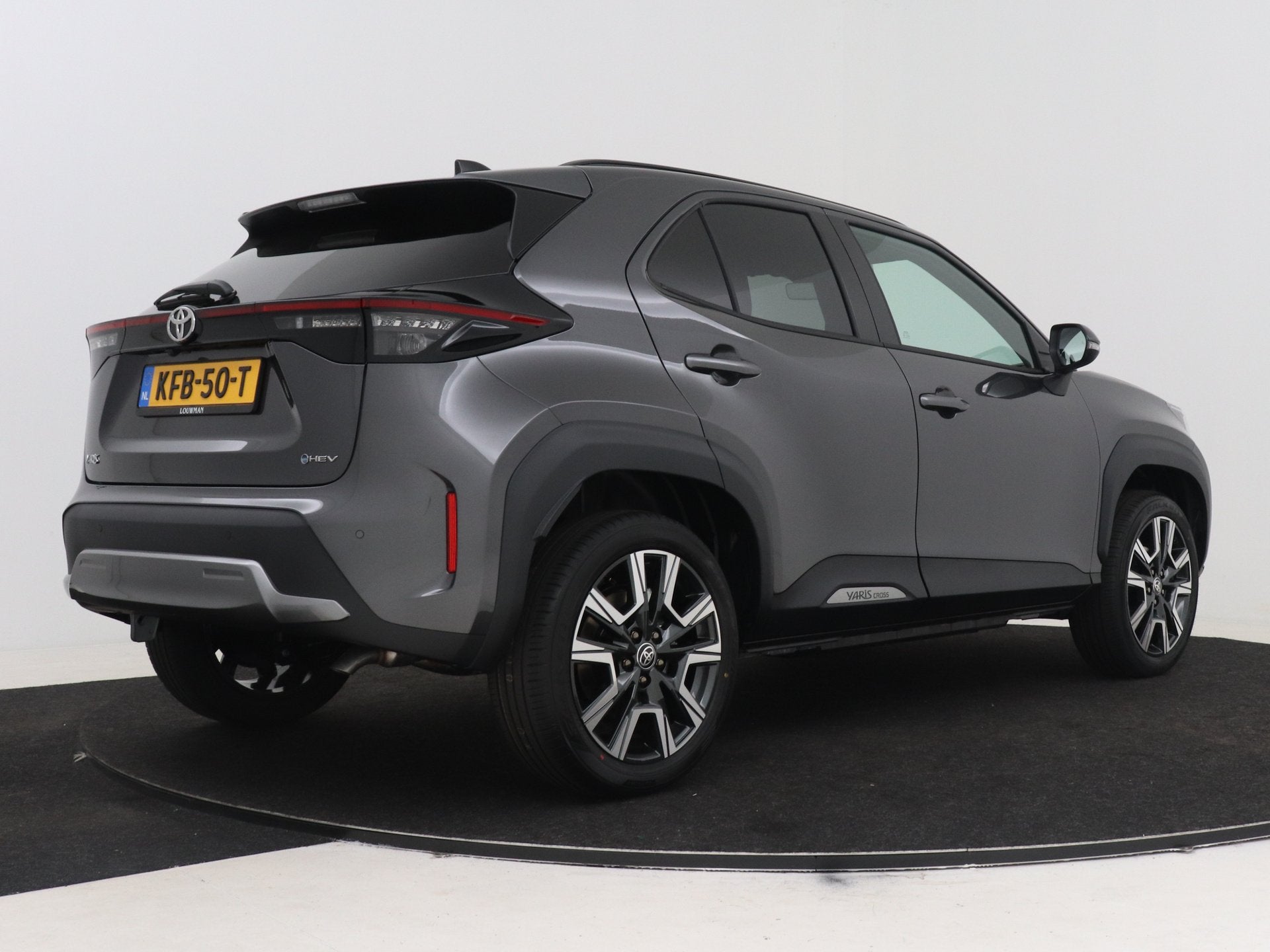 Toyota Yaris Cross 1.5 Hybrid 130 Executive Premium Pack, 12 maanden, Leder en Stof, Bedrijf, Automatische klimaatregeling
