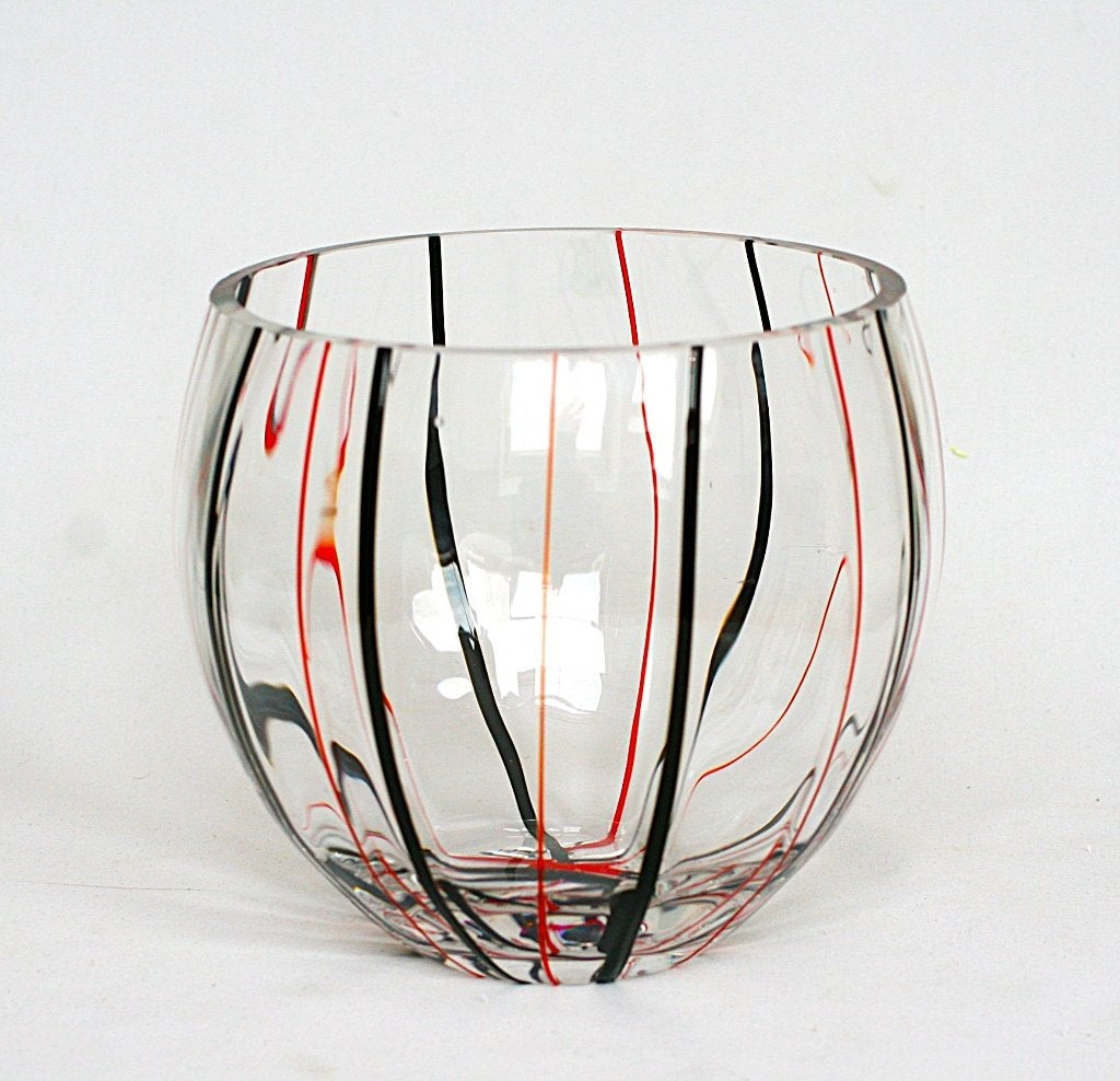 Blank glazen vaas met opgelegde Zwart en Rode glas draden, Overige kleuren, Ophalen of Verzenden, 20 cm, Glas