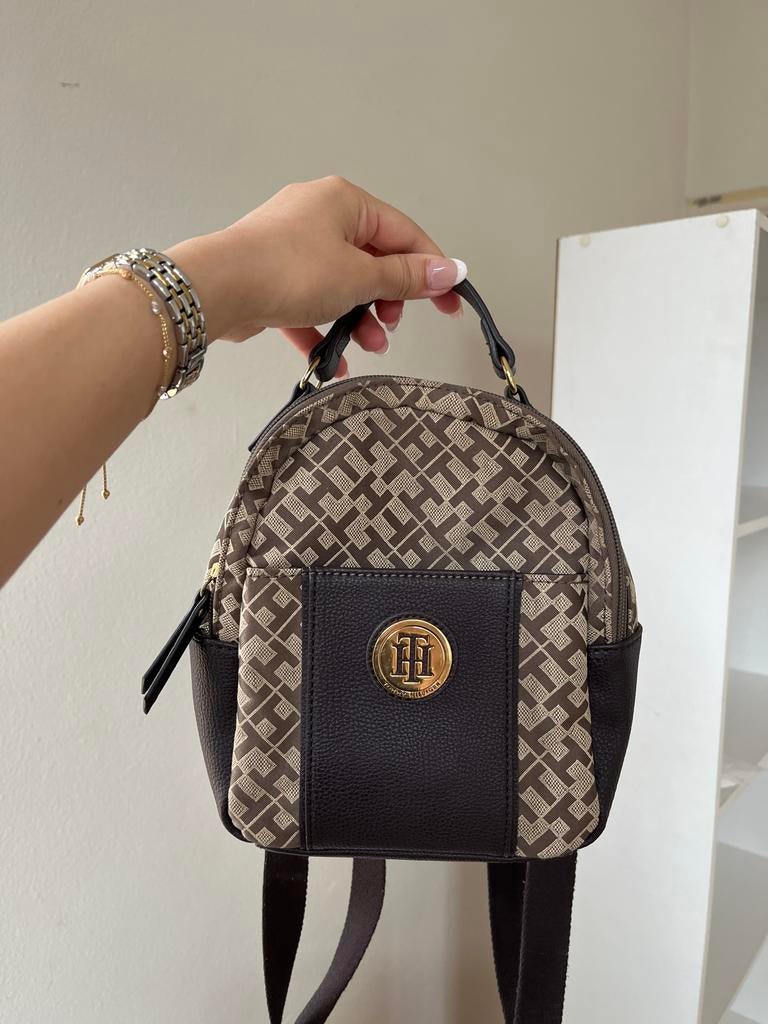 Tommy Hilfiger Kleine Rugzak - Stijlvol & Compact, Minder dan 30 cm, Ophalen, Overige merken, Minder dan 25 cm