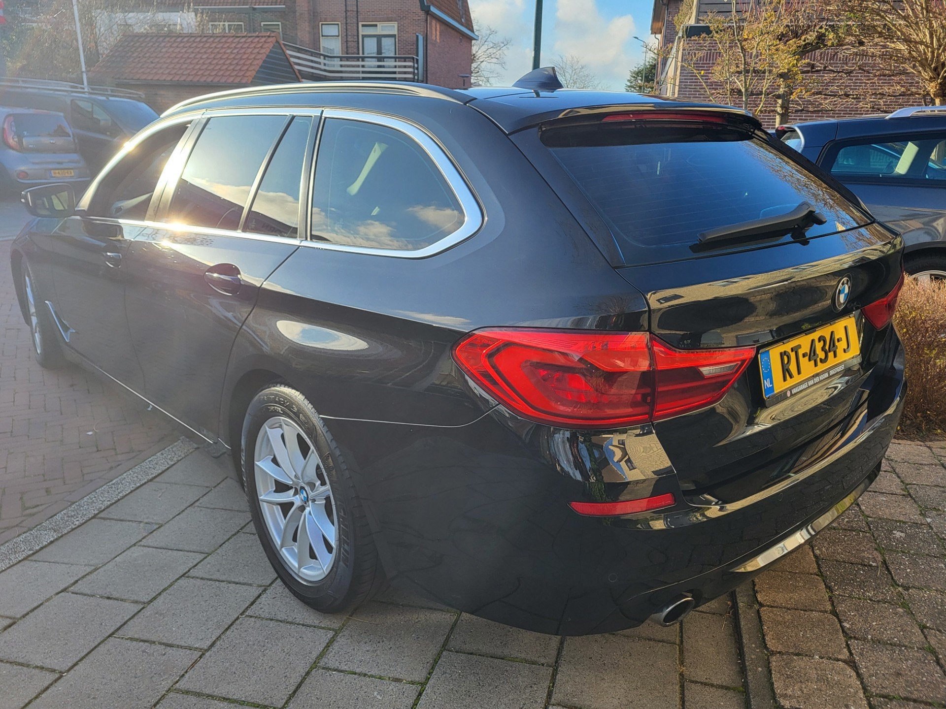 BMW 5-serie Touring 530i Executive, Auto's, Achterwielaandrijving, Gebruikt, 4 cilinders, Zwart