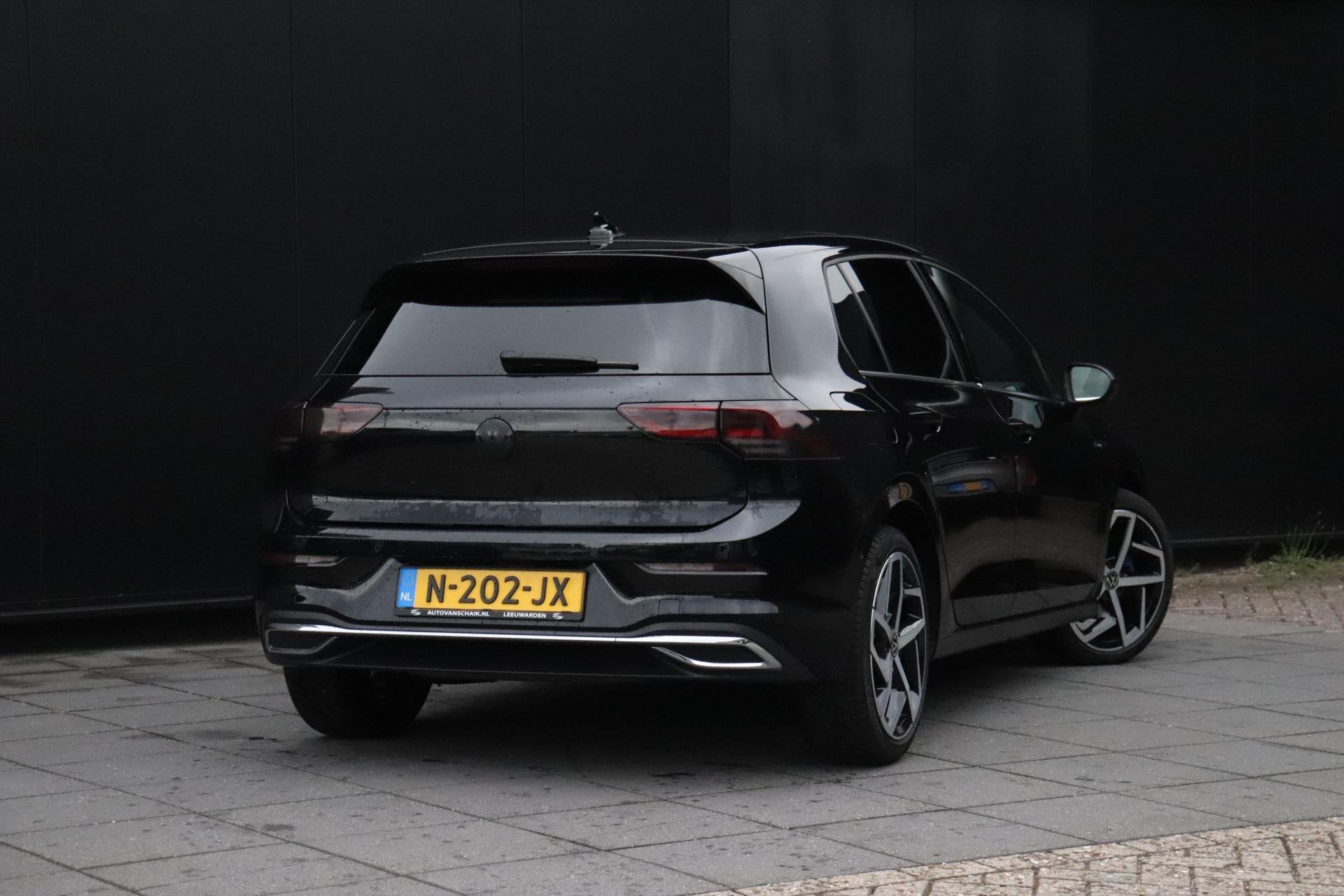 Volkswagen Golf 1.5 TSI Style | MEMORY | PANODAK | HEAD-UP |, Auto's, Volkswagen, Voorwielaandrijving, Automatische klimaatregeling