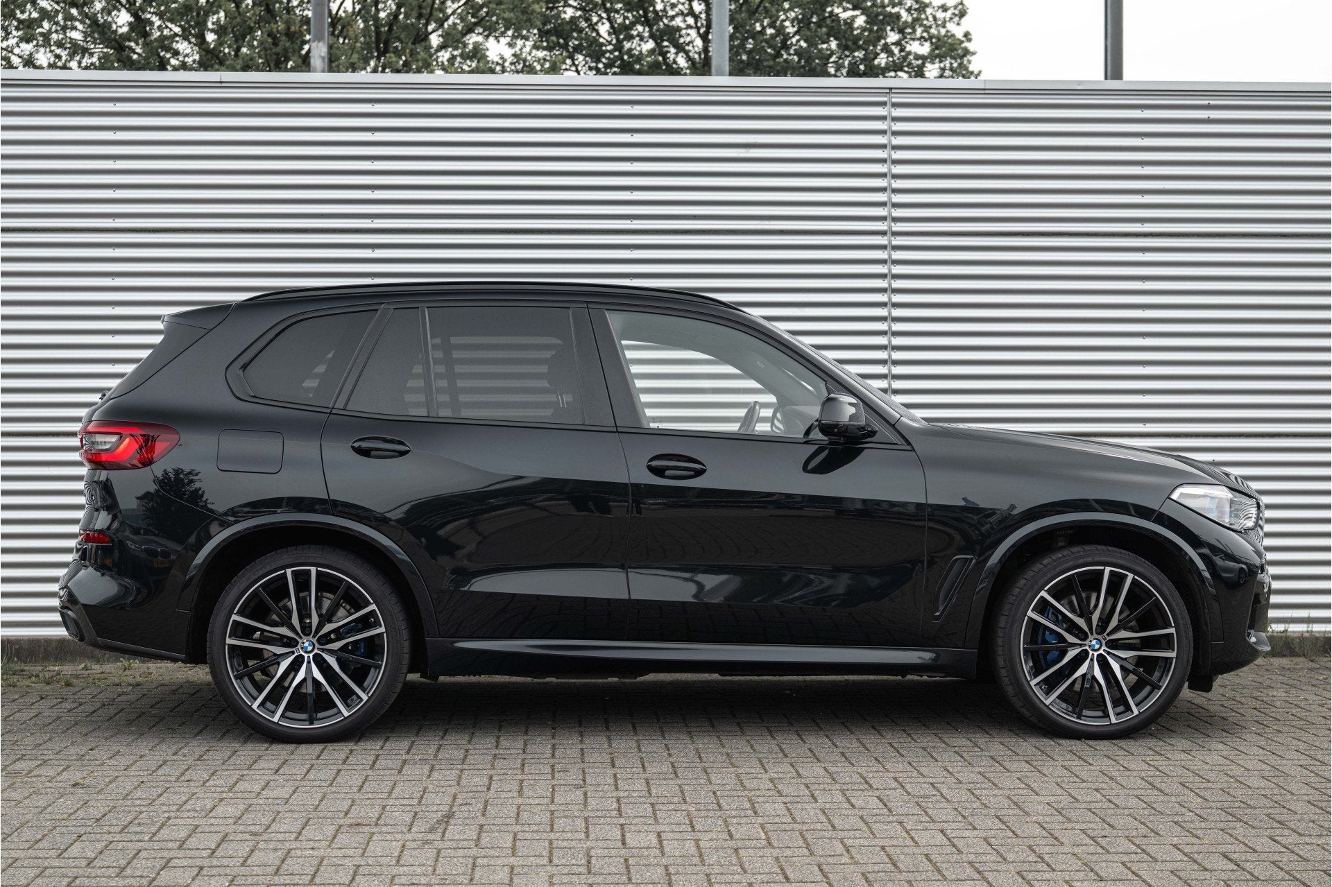 BMW X5 xDrive45e M Sport Automaat / Panoramadak Sky Lounge /, Stoelverwarming, Gebruikt, 394 pk, Met garantie (alle)