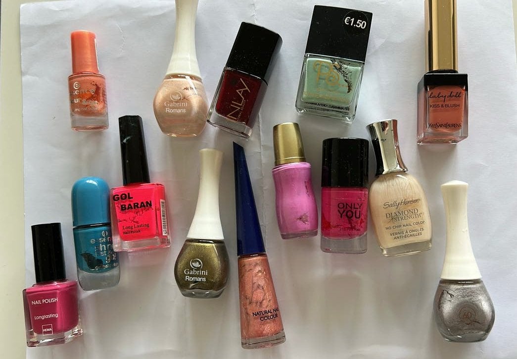 Grote collectie nagellakken in diverse kleuren en merken, Sieraden, Tassen en Uiterlijk, Gebruikt, Overige kleuren, Ophalen of Verzenden