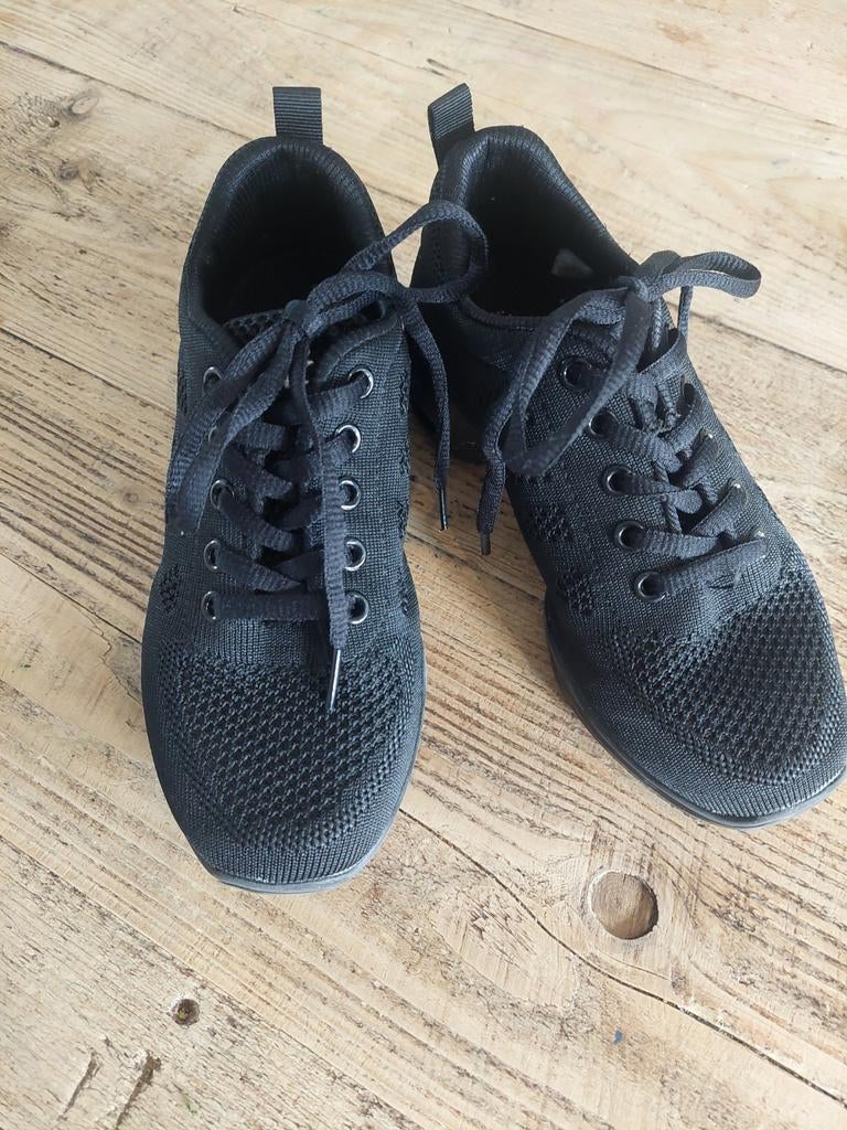 Dans sneakers maat 34, Sport en Fitness, Dansen, Ophalen of Verzenden, Gebruikt, Schoenen
