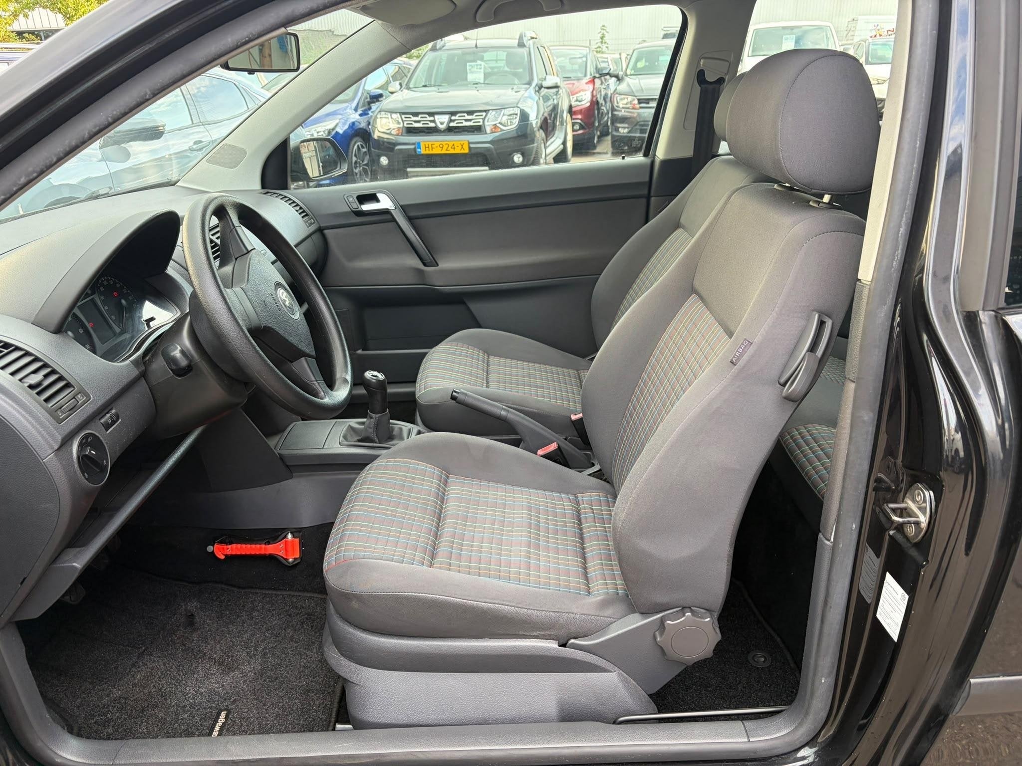 Foto 10 van Volkswagen Polo 1.2 Trendline