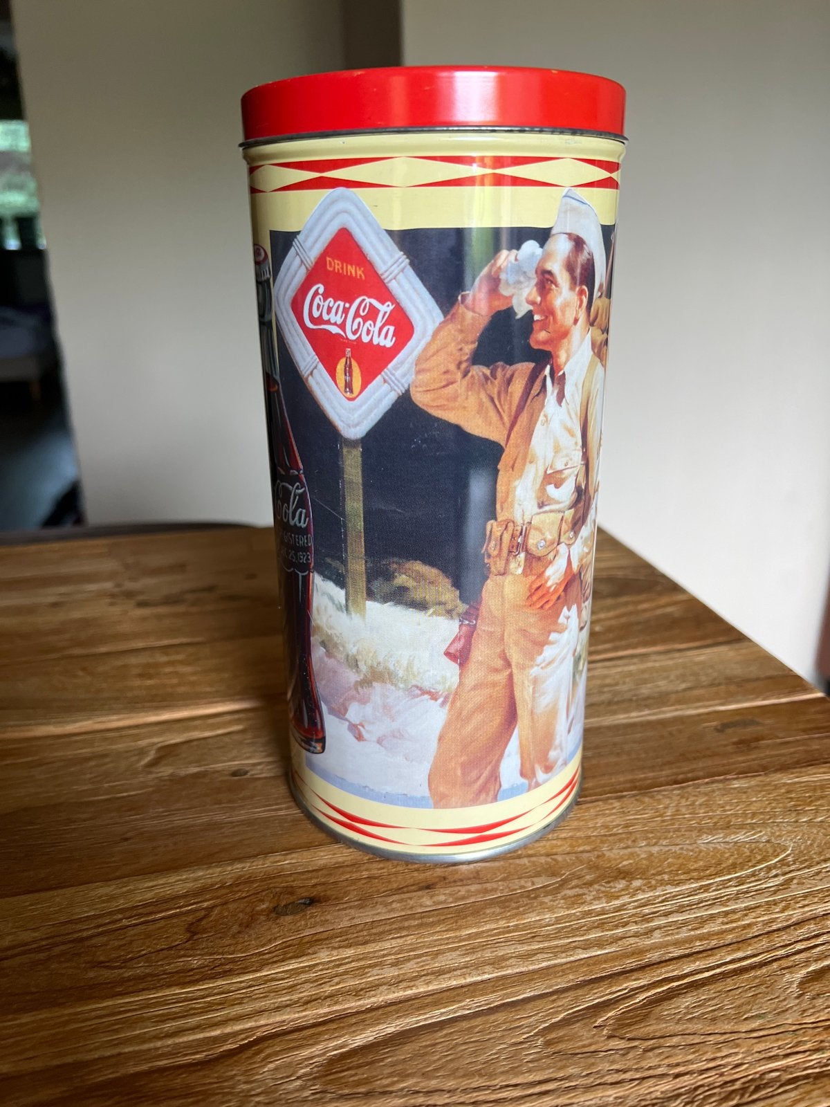 Coca-Cola blik met inhoud Herdenking Bevrijding 1945-1995, Ophalen, Gebruiksvoorwerp