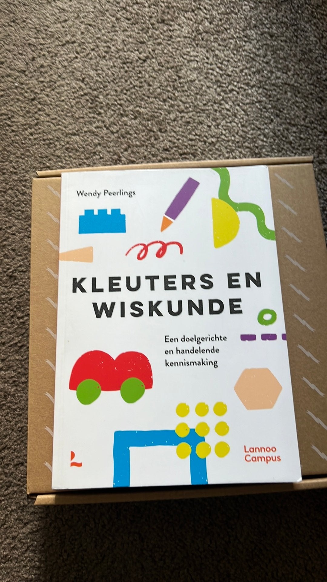 Wendy Peerlings - Kleuters en wiskunde, Wendy Peerlings, Ophalen of Verzenden, Zo goed als nieuw, Natuurwetenschap