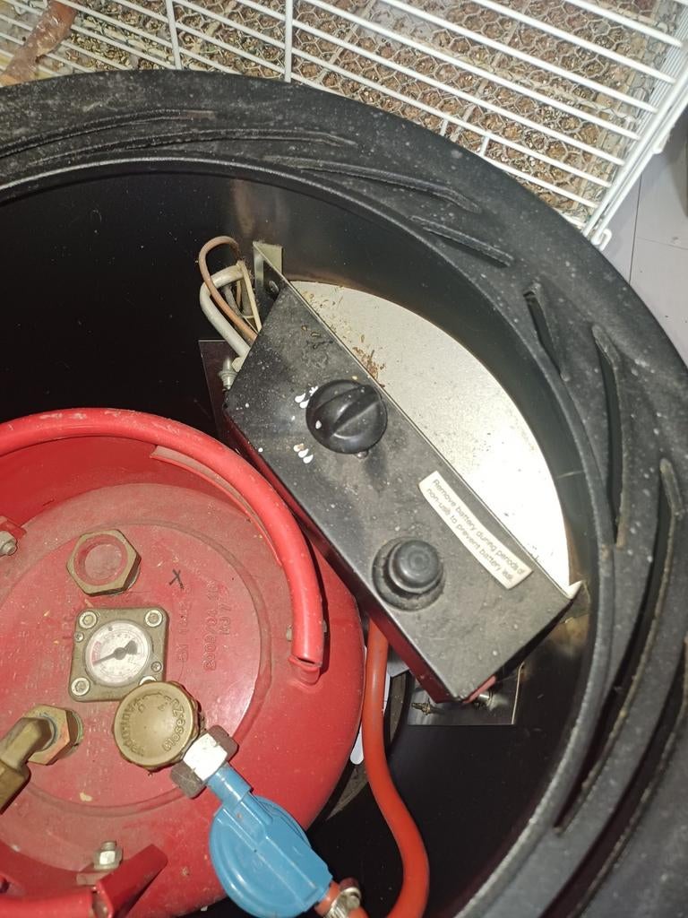 LPG kachel met wieltjes, Huis en Inrichting, Kachels, Ophalen