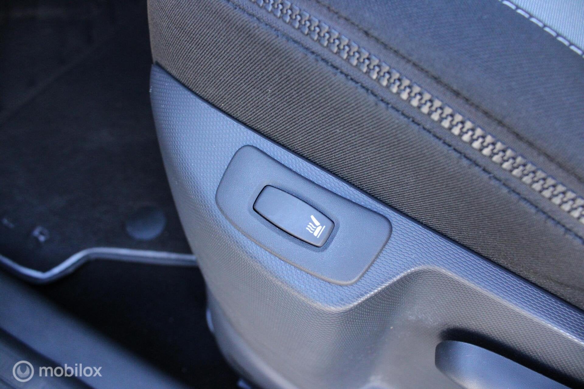 Foto 19 van Renault Captur 0.9 TCe Camera|Stoel verw.|Keyless