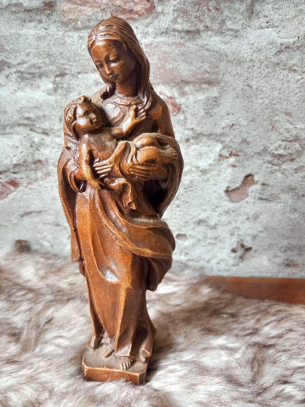 oud brocant  beeld Maria met kind, 20 cm hoog, gesigneerd, Ophalen of Verzenden